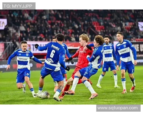 梅罗特里克独中两元拜仁慕尼黑客场击败科隆